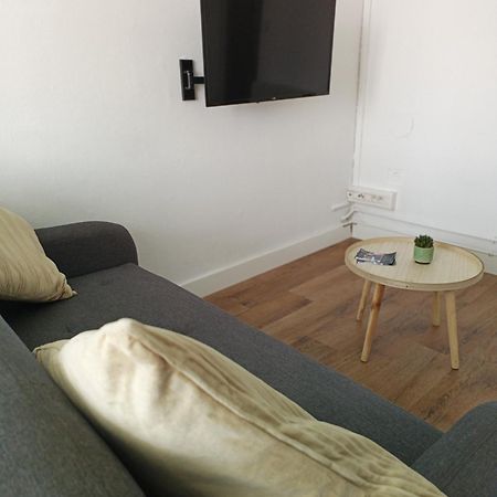 Appartement Proche Centre Ville / 3 Chambres Perpignan Exteriör bild